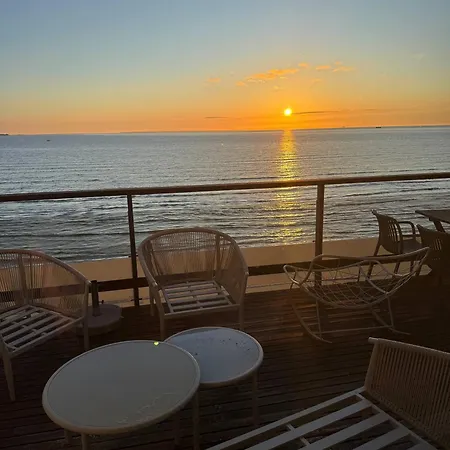 Appartamento Private By Sea Balcony, Sauna, Parking