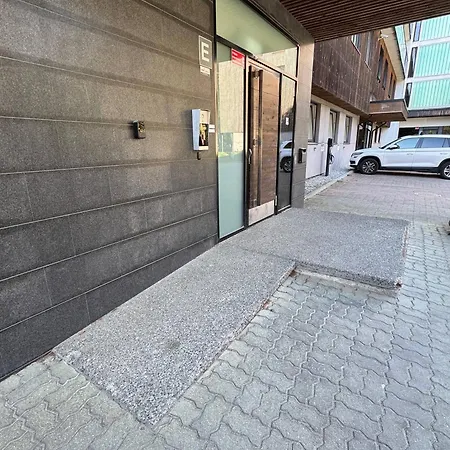 Appartamento Private By Sea Balcony, Sauna, Parking